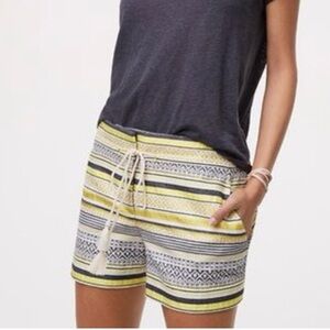 NWT Ann Taylor LOFT Sz 00 The Riveria Shorts Yellow Gold White Gray Striped